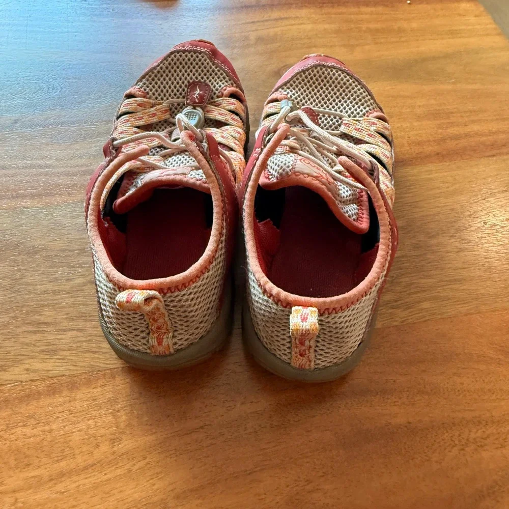 Chaco Kid's Red/Peach Outcross 2 Water Shoes Size 13
